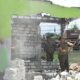 Satpol PP Surabaya Tertibkan Bangunan Liar di 200 Meter Awal Sungai Kalianak