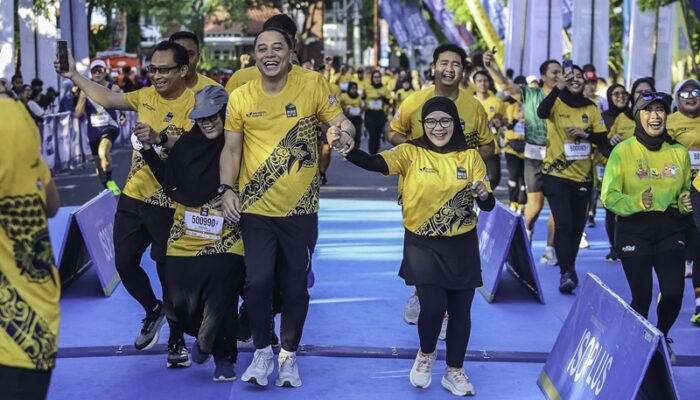 4600 Pelari Ramaikan Surabaya Medic Air Run 2025 Rangkaian HJKS ke-732