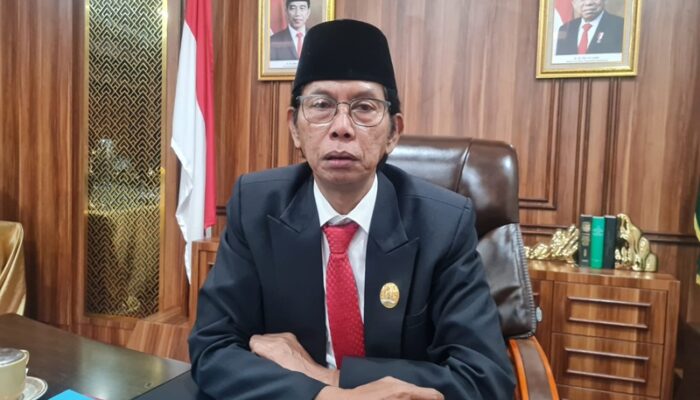 Menerima Keputusan DPP PDIP, Adi Sutarwijono: Saya tunduk dan patuh. Tegak lurus dengan Ketua Umum