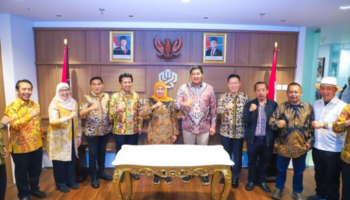 Temui Menteri PKP, Khofifah-Emil Bersama PWI dan SPSI Jatim Diskusikan Rumah Bersubsidi Untuk Wartawan, Buruh dan MBR