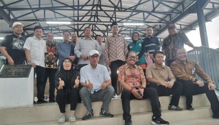 Komisi B DPRD Surabaya Tinjau Proyek Revitalisasi Pasar Kembang
