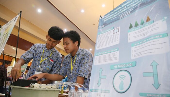 Ratusan Inovasi Ramaikan Lomba Peneliti Pelajar Surabaya Jenjang SMP 2025