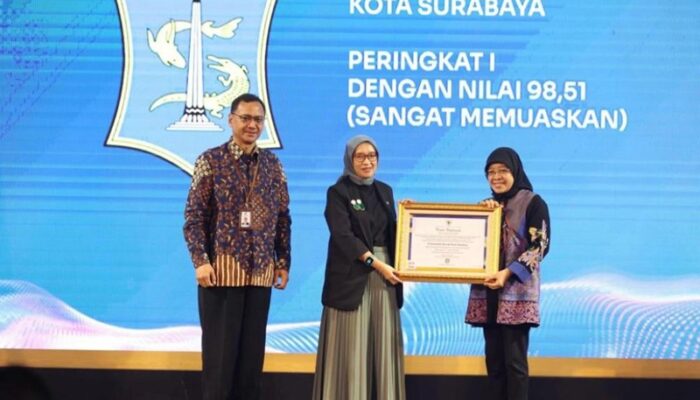 Pemkot Surabaya Sabet Dua Penghargaan Bergengsi dari ANRI