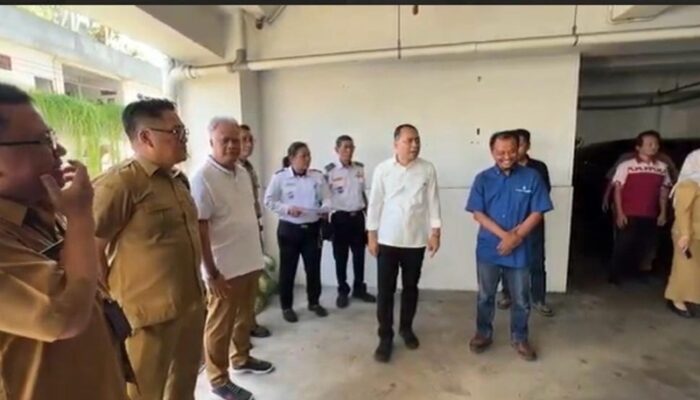 Wali Kota Eri Sidak RSUD Soewandhi, Minta Penataan Akses Gedung Permudah Parkir