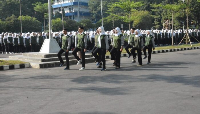 Bangun Ekonomi Kreatif di Kota Surabaya, Ribuan Mahasiswa KKN UPN Jatim Turun Kelurahan