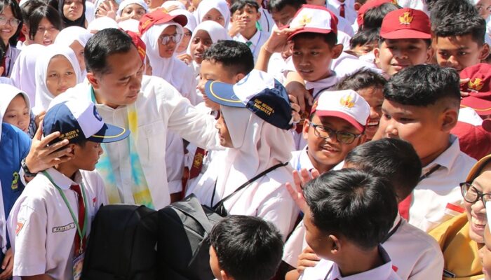 Hari Pertama Sekolah, LPA Jatim Dorong Wali Murid Surabaya Antar Anak ke MPLS
