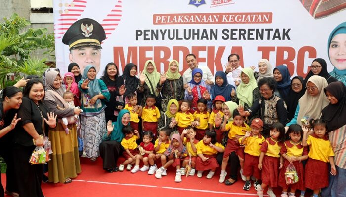 Pemkot Surabaya Raih Rekor MURI Penyuluhan TBC Terbanyak di Tingkat RW