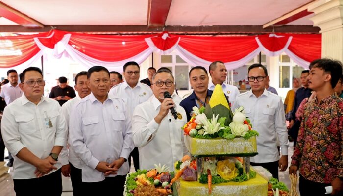 Menko Zulkifli Hasan Apresiasi Langkah Pemkot Surabaya Dalam Pembentukan Koperasi Merah Putih