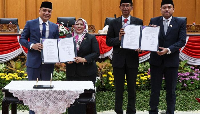 Fokus Dongkrak Ekonomi, DPRD Surabaya dan Pemkot Sepakati KUA-PPAS APBD 2025
