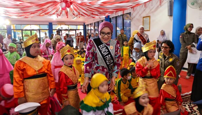 Tanamkan Disiplin Sejak Dini, Pemkot Surabaya Gelar Satpol PP Goes to PAUD