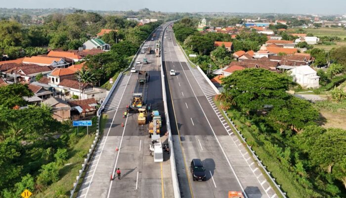 Demi Kenyamanan, JSM Lakukan Pemeliharaan Jalan Tol Sumo