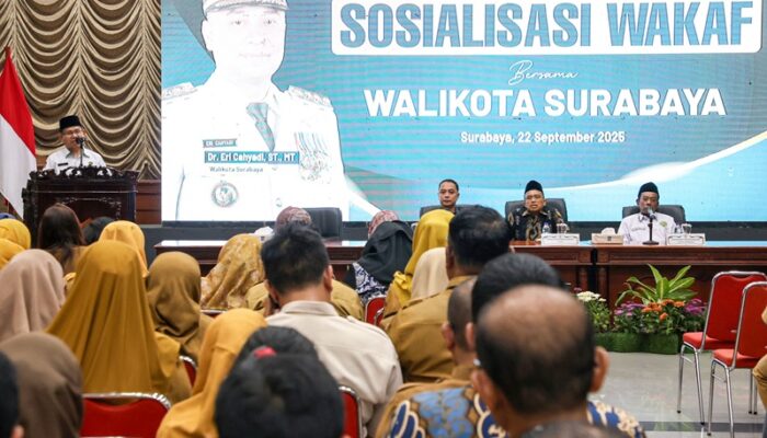 Surabaya Ditetapkan sebagai Kota Wakaf, Wali Kota Eri Cahyadi Dorong Camat-Lurah untuk Gerakkan Ekonomi