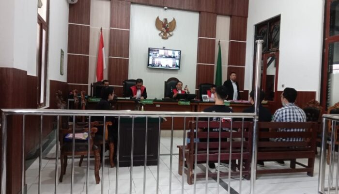 Gelapkan Uang Perusahan Untuk Judi Online, Yudha Nanggala Diadili di PN Surabaya