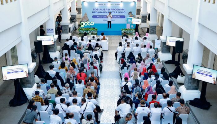 Atasi Keraguan, GoPay Beri Solusi Transaksi Digital UMKM Solo