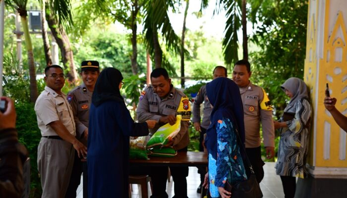 Peringati Hari Pangan Sedunia, Pemkot Surabaya dan Polri Kolaborasi di GPM Karang Pilang