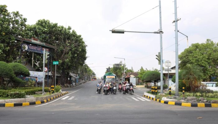 Sempat Ditutup Untuk Perbaikan, Kini Jembatan Semampir Kota Kediri Kembali Dibuka