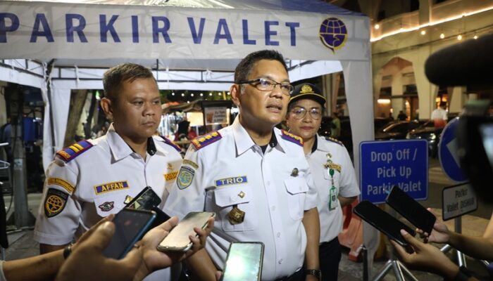 Maksimalkan Kantong Parkir, Dishub Surabaya Hadirkan Layanan Valet di Tunjungan Romansa