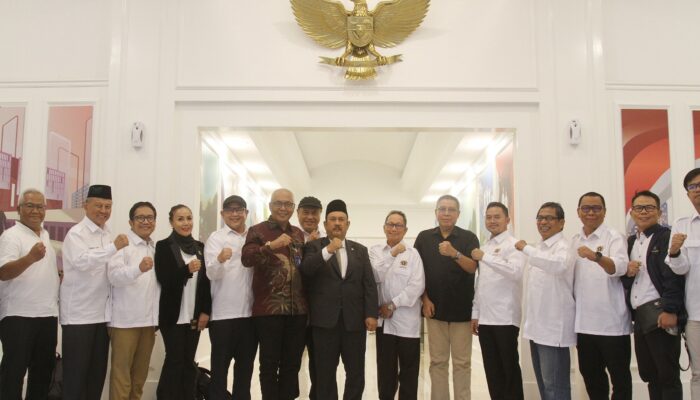 Kuatkan Kompetensi Wartawan, PWI dan Bappenas Usung Program ‘Satu Perahu’