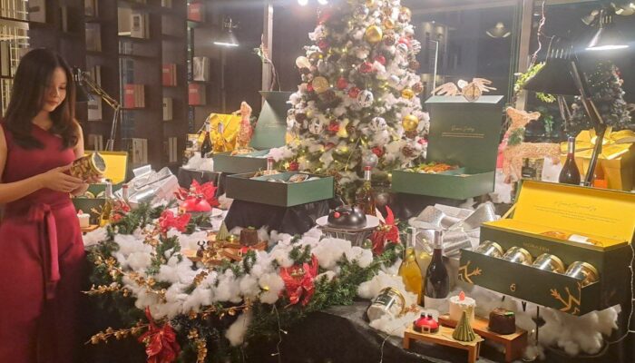 Dari Grand Peacock hingga Rooftop Laviere Bar, MORAZEN Surabaya Siapkan Festive Season 2025