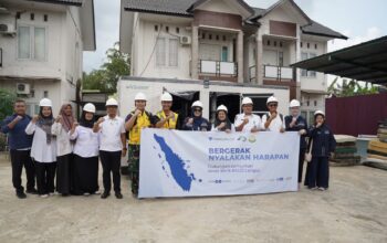 Alumni UI dan ParagonCorp Donasi Genset ke RSUD Langsa