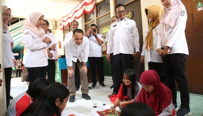 Tingkatkan Kewaspadaan, Wali Kota Eri Cahyadi Terbitkan SE Pencegahan Penculikan Anak di Surabaya