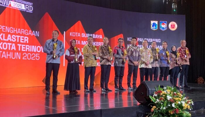 Surabaya Raih Peringkat 1 Kota Terinovatif di IGA 2025, Wali Kota Eri Usung Strategi “One Data, One Map, One Policy”