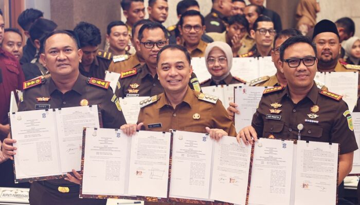 Pemkot Surabaya Teken PKS dengan Kejaksaan, Pidana Sanksi Sosial Mulai Berlaku 2026