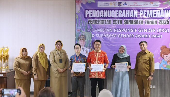 Wujudkan Pembangunan Inklusif, Pemkot Surabaya Berikan Penghargaan Kecamatan Responsif Gender 2025