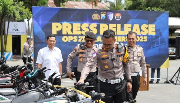 Hadirkan Rasa Aman di Jalan Raya, Polres Kediri Gelar Press Conference Hasil Operasi Semeru 2025