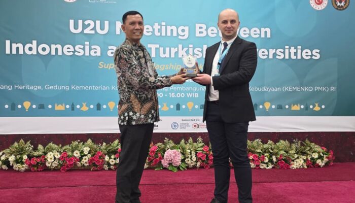 Adi Buana Perluas Jejaring Akademik hingga Sarajevo dan Istanbul