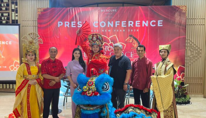 Sambut Kuda Api, Mercure Surabaya Gelar “Eternal Lunar Grace”