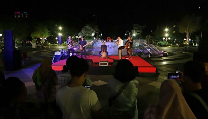 Musik Akustik dan Festival UMKM Hadir di Balai Kota Surabaya, Tiap Akhir Pekan