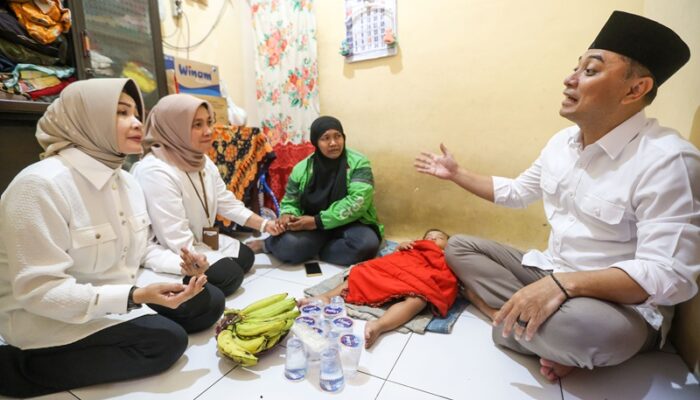 Ubah Nasib Pasutri Ojol, Wali Kota Eri Cahyadi Tawarkan Pekerjaan di Padat Karya