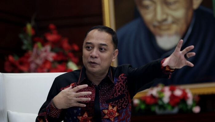 Berikan Kepastian Pendidikan, Wali Kota Eri Jamin UKT Mahasiswa Kurang Mampu Tetap Ditanggung Pemkot