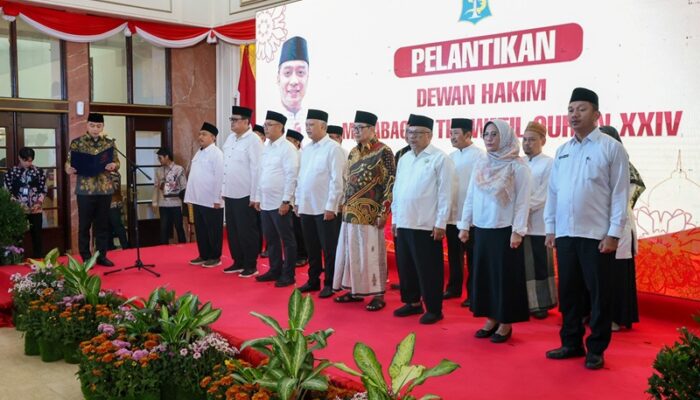 Lantik Dewan Hakim MTQ XXIV, Wali Kota Eri Optimistis Kafilah Surabaya Kembali Terbaik di Jatim