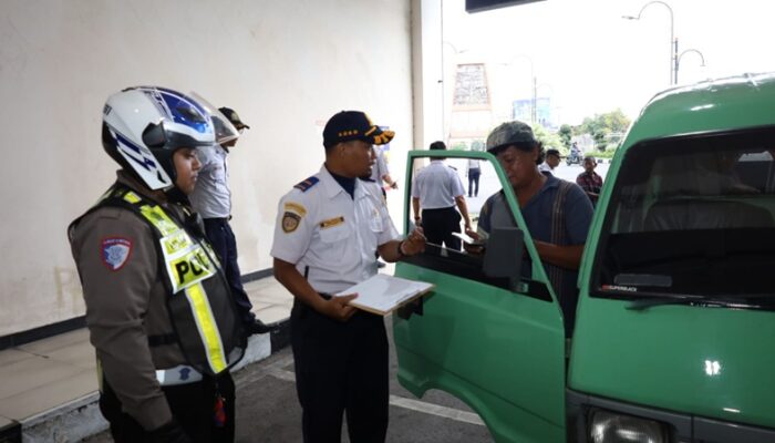 Dishub Surabaya Sosialisasi Perpanjang Trayek dan KIR Angkutan Umum Gratis