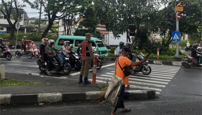 Cegah Gepeng Musiman saat Ramadan, Satpol PP Surabaya Pertebal Pengamanan Titik Rawan