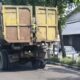 Viral Truk Bawa Sampah Berserakan, DLH Surabaya: Armada Pengangkut Wajib Tertutup dan Laik Jalan