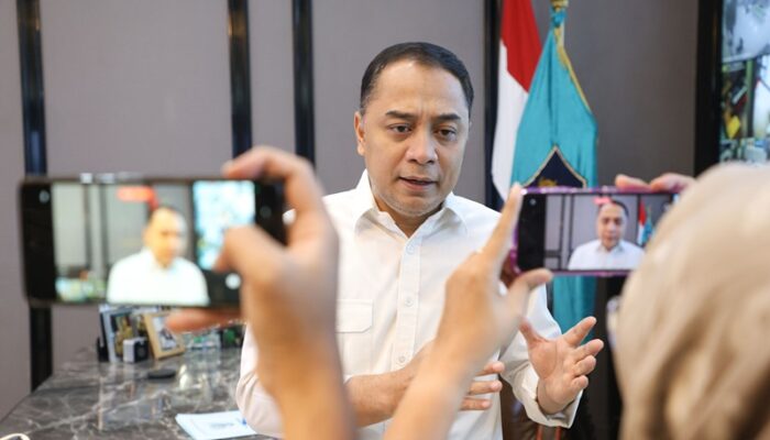 Timur Tengah Bergejolak, Wali Kota Eri Minta Warga Surabaya Tunda Perjalanan ke Luar Negeri