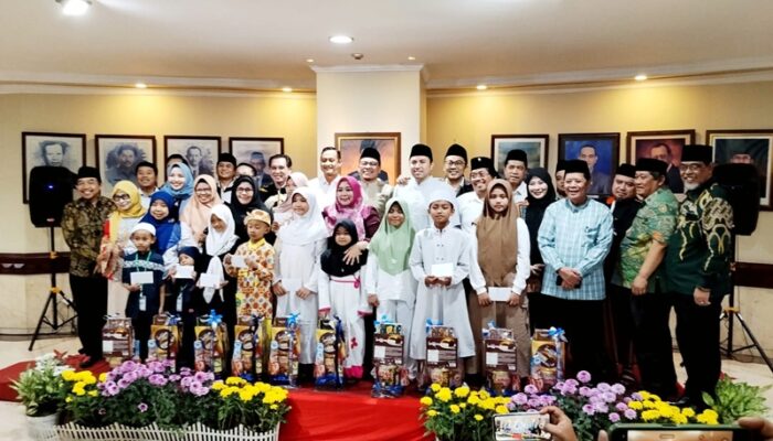 DPRD Surabaya Gelar Bukber dan Berbagi Kebahagiaan Bersama Anak Yatim