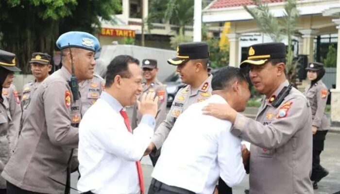 Polres Kediri Gelar Acara Halal Bihalal di Giat Apel Pagi