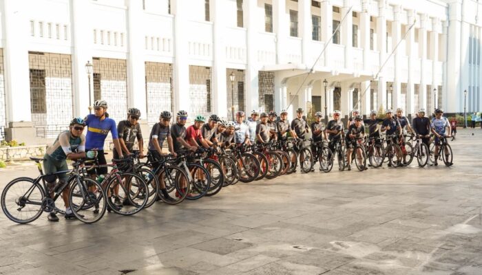 Morazen Surabaya Gandeng Komunitas Sepeda Gelar “Momentum Rise”, Jelajahi 40 Km Rute Ikonik Kota