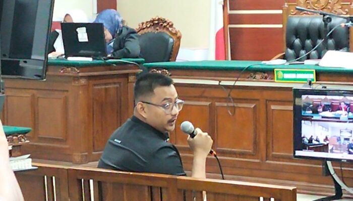 Sidang Suap Perangkat Desa, Eks Stafsus Bupati Kediri Dicecar Jaksa