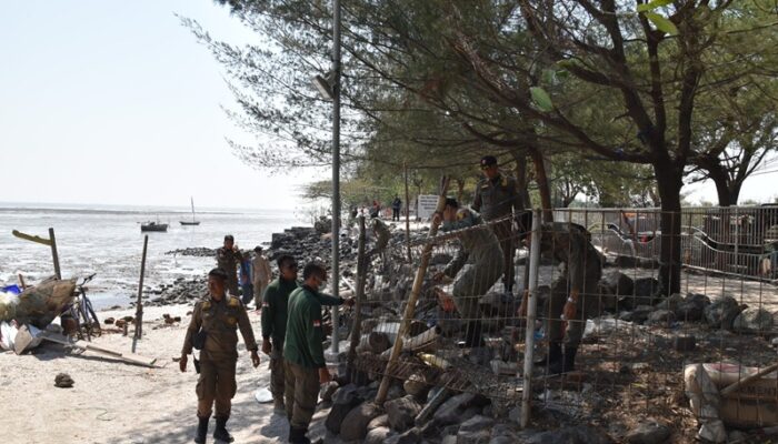 Bantah Isu Suap ke Petugas, Camat Bulak Pastikan Penataan Parkir di Pantai Kenjeran Sesuai Prosedur