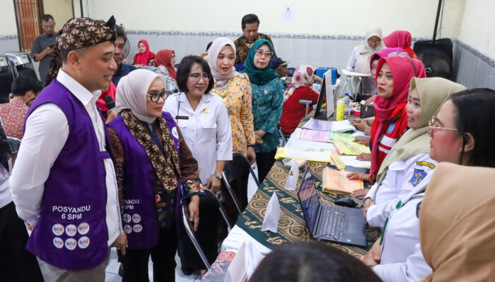 Terapkan 6 SPM, Wali Kota Eri Cahyadi Jadikan Posyandu Wethan Ceria Percontohan di Surabaya