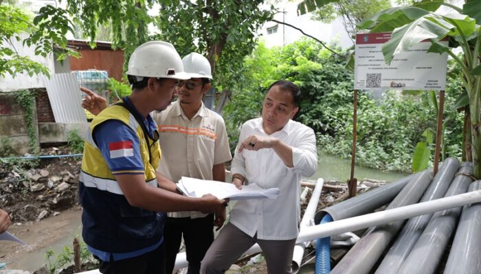 Koneksi Saluran dan Rumah Pompa Jadi Kunci Wali Kota Eri Cahyadi Tekan Banjir Surabaya