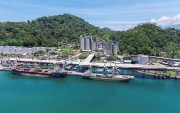 Tembus Pasar Eropa, SIG Perdana Ekspor 11.275 MT Semen ke Reunion Island Prancis