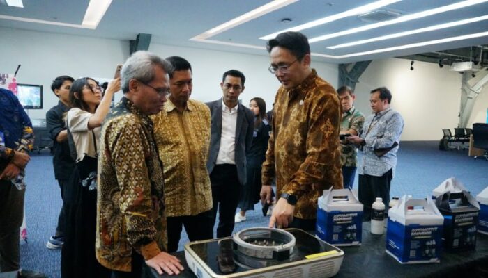 Kemdiktisaintek Dorong Inovasi Kompor Plasma dan Motor Listrik ITS Segera Masuk Industri