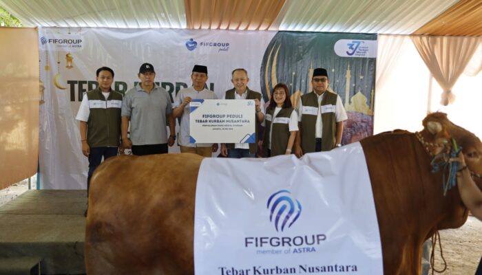 FIFGROUP Salurkan 502 Hewan Kurban Melalui Program Tebar Kurban Nusantara 2026