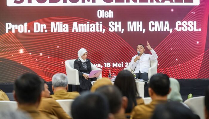 Gandeng Prof. Mia Amiati, Pemkot Surabaya Perkuat Transparansi dan Tutup Celah Penyimpangan